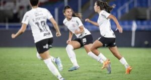 Corinthians vence Palmeiras e é tetra da Libertadores feminina