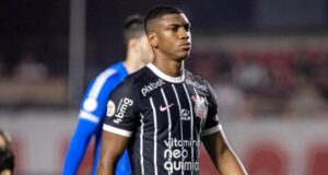 Corinthians oficializa venda de Felipe Augusto